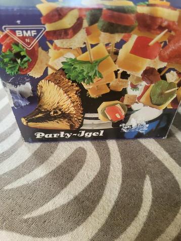 Party egel.  beschikbaar voor biedingen