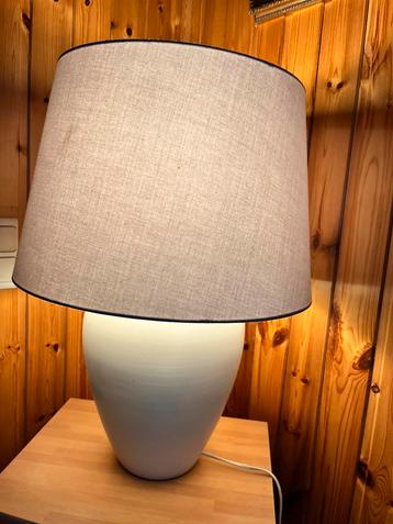 Schemerlamp groot schelpenkleur met bijpassende kap., Enlèvement, Comme neuf