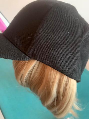 Pet met namaakhaar haar, Kleding | Dames, Hoeden en Petten, Ophalen, Nieuw, Pet