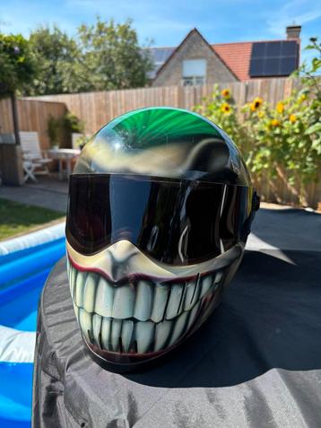 Bandit XXR airbrush motorhelm “The Joker” beschikbaar voor biedingen