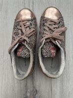 Sneakers à paillettes en or rose, Rose, Sneakers et Baskets, Porté, Victoria