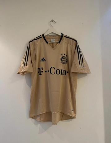 Bayern munchen 2004/05 away kit  beschikbaar voor biedingen