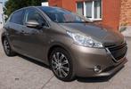 Peugeot 208. 1.2 Benzine euro 6b. Km. 91.584, Euro 6, Beige, Bedrijf, Handgeschakeld