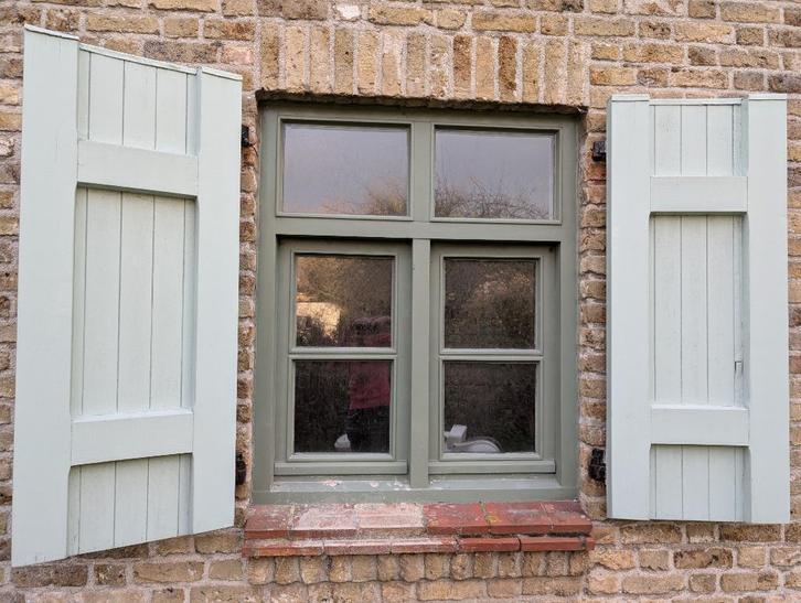 Houten ramen en luiken, Doe-het-zelf en Bouw, Glas en Ramen, Gebruikt, Ophalen