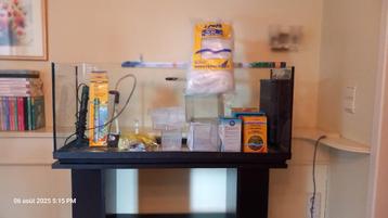 Aquarium van 120 liter + complete accessoires beschikbaar voor biedingen