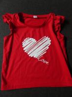 Rood T-shirt met franjemouwen (Shein – Maat 110), Kinderen en Baby's, Kinderkleding | Maat 110, Meisje, Shein, Ophalen of Verzenden