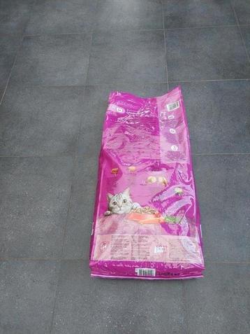 Whiskas 1+ rund 14 kg  ongeopend beschikbaar voor biedingen