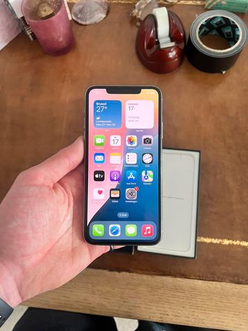 iPhone 11 Pro Max Wit – 64GB beschikbaar voor biedingen
