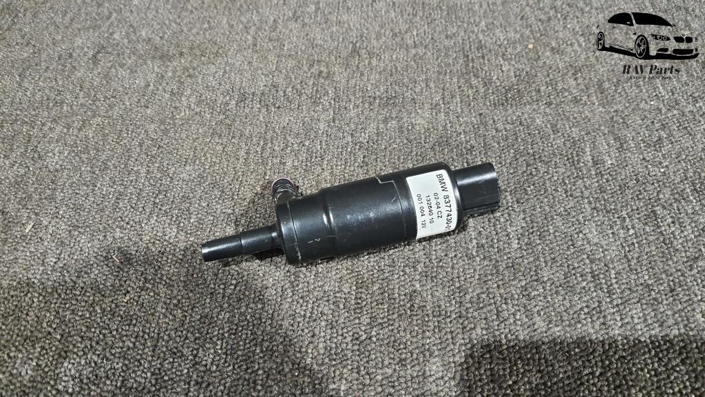 Pompe de nettoyage de phares BMW E60 E90 E92 E53 E64 8377430, Enlèvement ou Envoi, Utilisé, BMW
