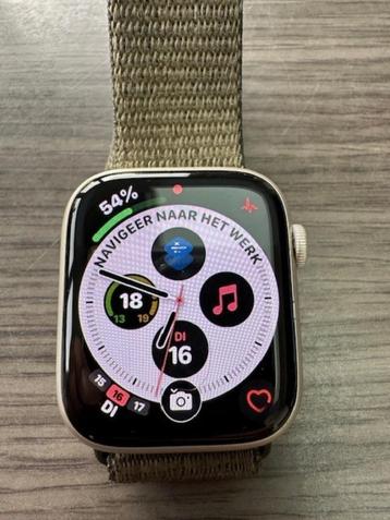 apple watch serie 7 gps  beschikbaar voor biedingen