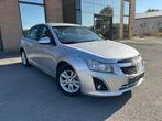 Chevrolet Cruze 1.6 essence Airco 97000km, Auto's, Chevrolet, Elektrische ramen, 5 deurs, Zilver of Grijs, Cruze