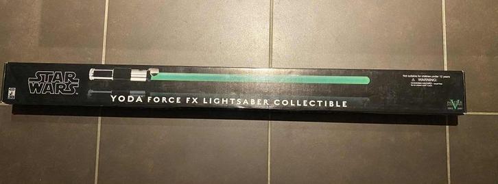 Master replicas yoda force fx lightsaber 2007, Verzamelen, Star Wars, Zo goed als nieuw, Ophalen of Verzenden