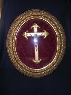 Cadre ovale doré avec crucifix, Antiquités & Art, Curiosités & Brocante, Enlèvement