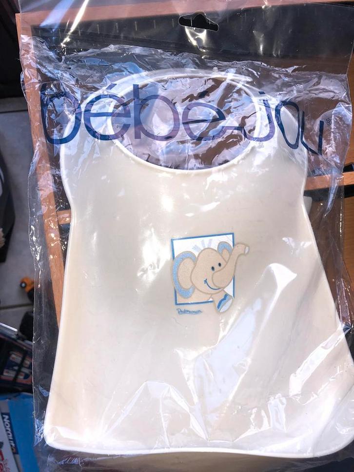 Stijve slabbetje van Bébé-Jou-met retriever — olifant —nieuw, Tuin en Terras, Kweekspullen, Nieuw, Overige typen, Ophalen of Verzenden