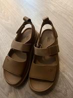 Ugg sandalen maat 38, Kleding | Dames, Schoenen, Ophalen