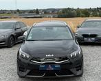 Kia Ceed SW 1.6 GDi PHEV PRESTIGE - CARNET COMPLET - Tvac, Auto's, Automaat, Stof, 1580 cc, Zwart