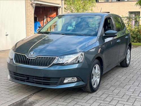 Skoda fabia 1.0 benzine /2015, Auto's, Skoda, Bedrijf, Te koop, Fabia, Airbags, Bluetooth, Boordcomputer, Centrale vergrendeling
