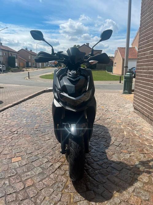 Sym jet 4 rx, Fietsen en Brommers, Scooters | SYM, Zo goed als nieuw, Overige modellen, Klasse B (45 km/u), Benzine, Ophalen