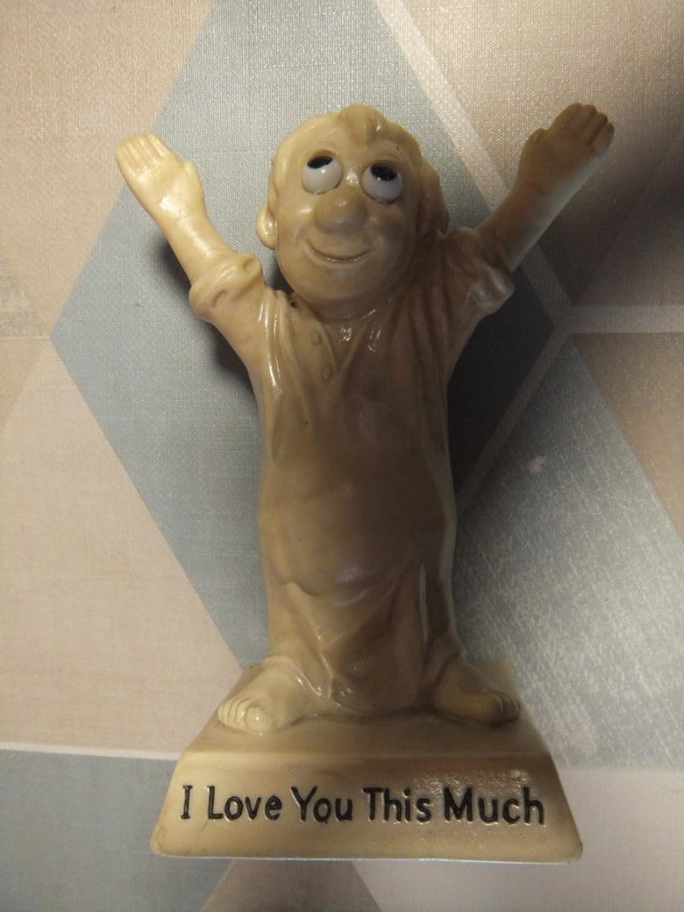 beeldje 1970, Ophalen of Verzenden, Zo goed als nieuw