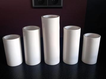 Theelichthouders beschikbaar voor biedingen