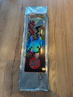 Pokemon x santa cruz sealed blind bag skateboard, Sports & Fitness, Skateboard, Enlèvement, Neuf, Skateboard