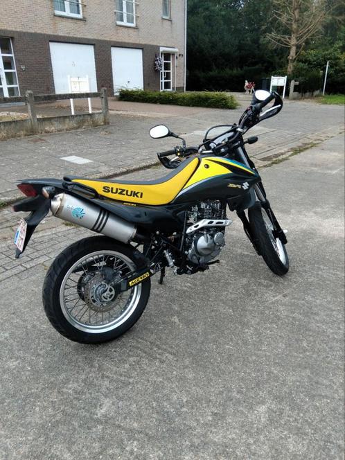 Suzuki DR 125 SM 4 takt, Fietsen en Brommers, Brommers | Crossbrommers, Zo goed als nieuw, Suzuki, Ophalen of Verzenden