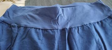 NIEUW – Lange broek marineblauw met elastiek beschikbaar voor biedingen