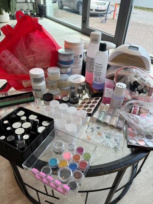 Nagelspullen, Hobby en Vrije tijd, Overige Hobby en Vrije tijd, Gebruikt, Ophalen