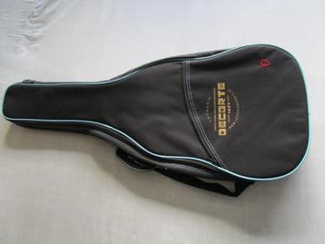 gitaarhoes beschikbaar voor biedingen