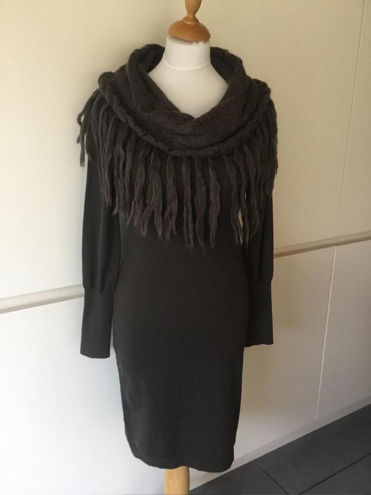 Caroline Biss jurk maat 38, Kleding | Dames, Jurken, Zo goed als nieuw, Maat 38/40 (M), Bruin, Boven de knie, Ophalen of Verzenden