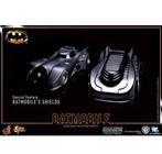 Hot Toys Batmobile 1989 1st edition, Verzamelen, Ophalen, Zo goed als nieuw, Film, Beeldje, Replica of Model
