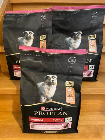 Purina Pro Plan, Medium puppy, zalm beschikbaar voor biedingen