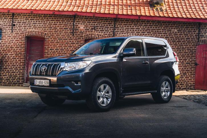 Carte du pays Toyota Land Cruiser, Autos, Toyota, Entreprise, Landcruiser, 4x4, ABS, Caméra de recul, Phares directionnels, Régulateur de distance