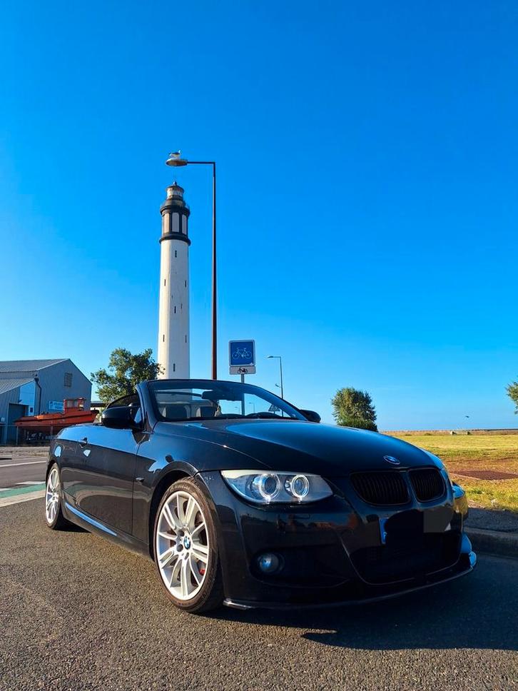 Bmw serie 3 E93 2.0cc full options pack M performance., Auto's, BMW, Particulier, Diesel, Automaat, Zwart, Zwart, Ophalen