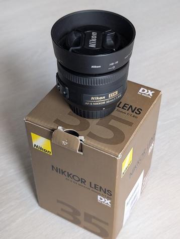 NIKKOR AF-S DX NIKKOR 35mm f/1.8G beschikbaar voor biedingen