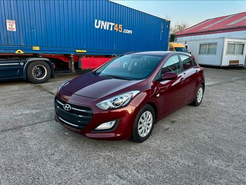 Hyundai i30 1.4i slechts 77.000 km Garantie, Auto's, Hyundai, Bedrijf, Te koop, i30, Benzine, Euro 6, Berline, 5 deurs, Handgeschakeld