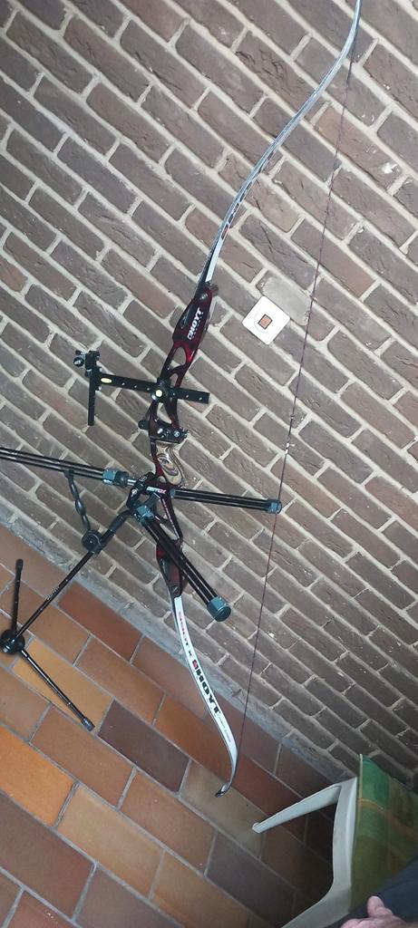 Wedstrijd handboog merk Hoyt Gold Medalist linkshandig, Sport en Fitness, Handboogschieten, Zo goed als nieuw, Ophalen