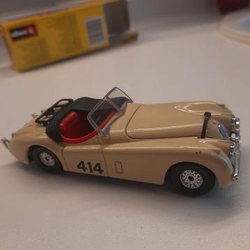 CORGI : JAGUAR XK 120.  Zo goed als NIEUW. beschikbaar voor biedingen