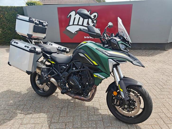 Benelli TRK702 11/2024 1600km, Motos, Motoren | Benelli, Entreprise, Tourisme, plus de 35 kW, 2 cylindres, Permis Moto A2 minimum