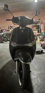 Scooter A- klasse Te koop, Fietsen en Brommers, Ophalen, Zo goed als nieuw