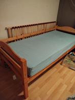 Stapelbed met 2 matrassen en 2 lattoflexen, Huis en Inrichting, Slaapkamer | Bedden, Ophalen, Gebruikt