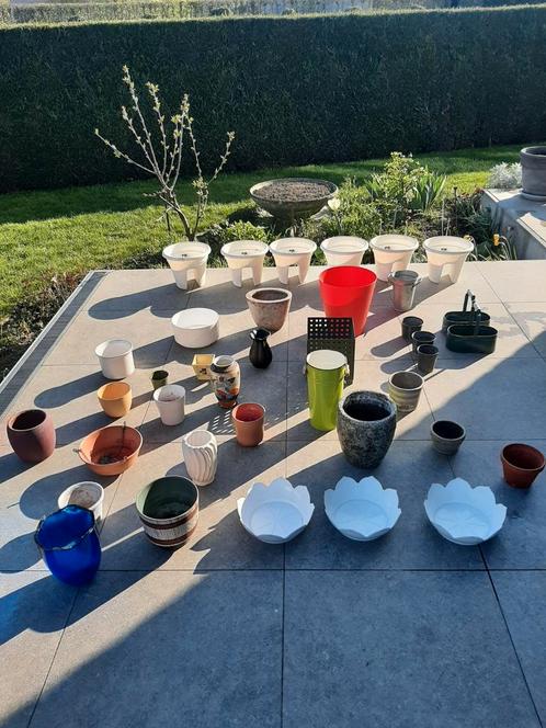 55 bloempotten voor 25 € of 1€ per stuk ., Tuin en Terras, Bloempotten, Ophalen