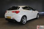 Alfa Romeo Giulietta 2.0 JTDm Distinctive | Leder | Climate, Auto's, Alfa Romeo, Zwart, Bedrijf, Te koop, Start-stop-systeem