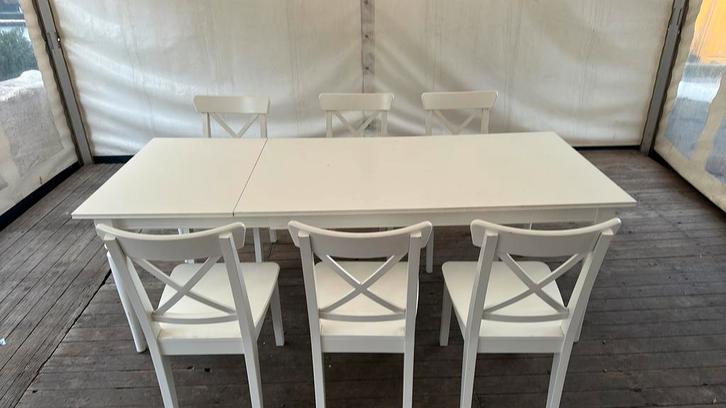 Table à manger avec chaises, Maison & Meubles, Tables | Tables à manger, Comme neuf, Enlèvement