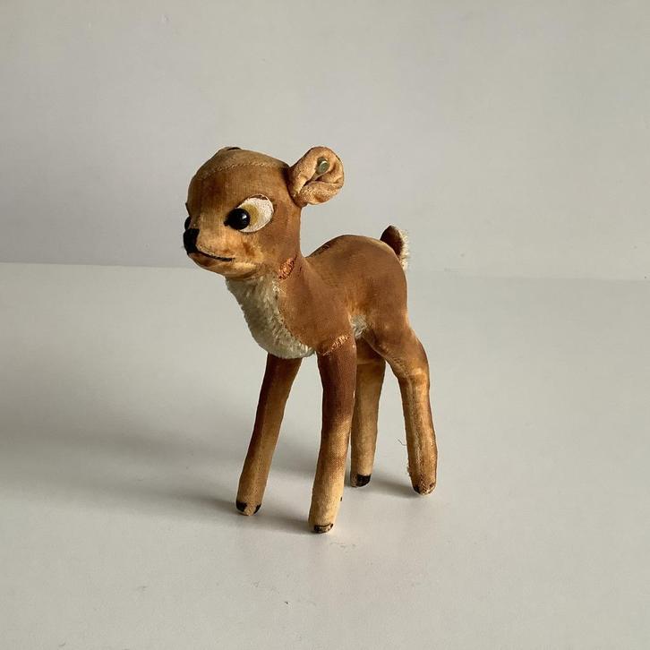 Schattige kleine Disney Steiff "Bambi", Verzamelen, Disney, Gebruikt, Beeldje of Figuurtje, Bambi of Dumbo, Ophalen of Verzenden