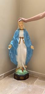 Reuzegrote (110 cm H) beeltenis van Maria d’époque op sokkel, Ophalen