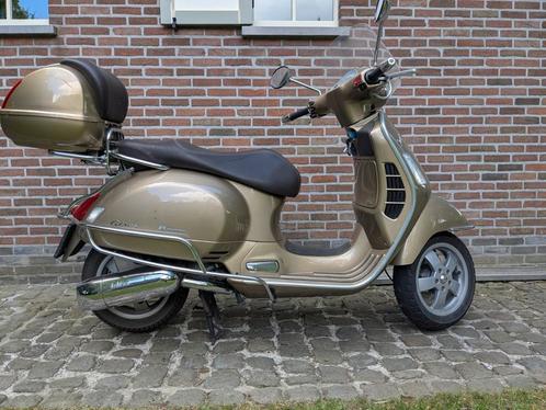 Vespa GTS 125cc (bouwjaar 2011), Motoren, Motoren | Piaggio, Particulier, Ophalen