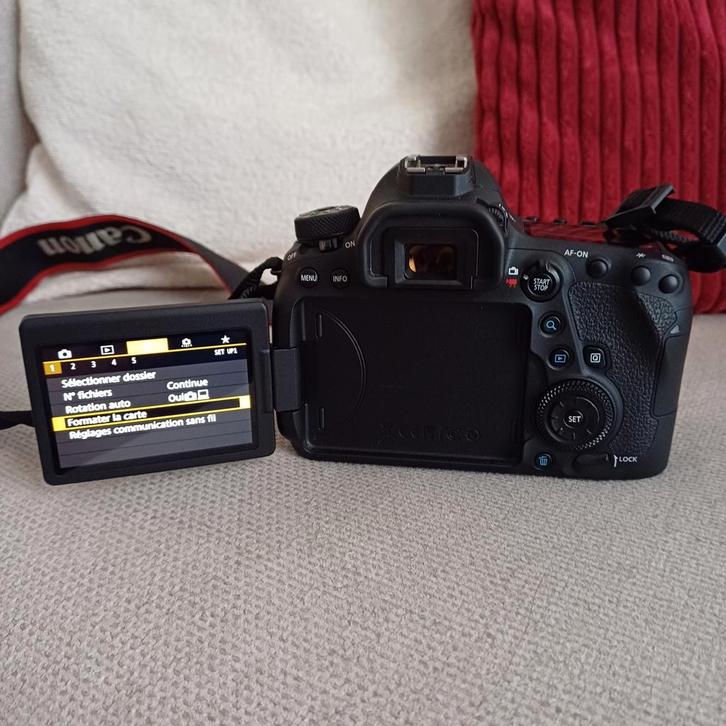 Canon 6D mark 2, Verzamelen, Foto-apparatuur en Filmapparatuur, Ophalen of Verzenden