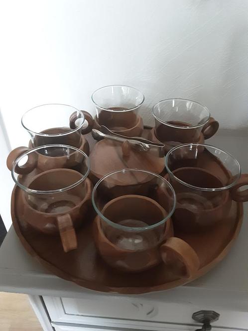 Vintage  theesetje hout ! JAREN 60 &70 !, Antiek en Kunst, Curiosa en Brocante, Ophalen
