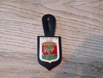 Breloque police urbaine Nîmes, Envoi, Autres, Emblème ou Badge